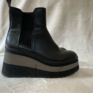 Naked Feet Black Platform Ankle Boots Leather EUC 6.5